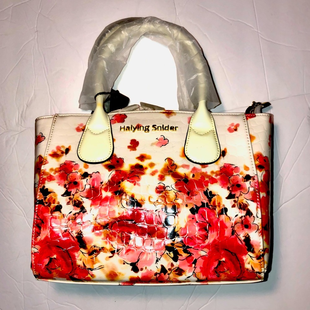 Designer bags. Leather medium square floral vintage box purse. NWTS